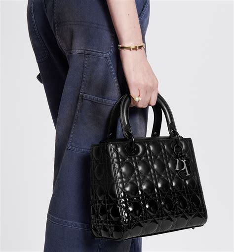 Sac Lady Dior Medium Cuir d'agneau Cannage dégradé verni et 